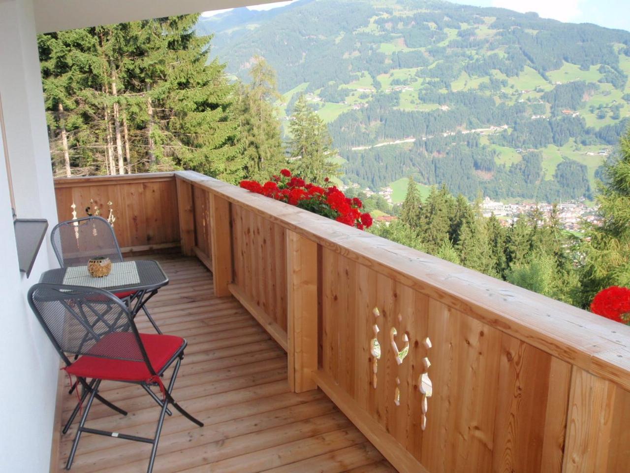 Landhaus Alpenjaeger Hainzenberg Habitación foto