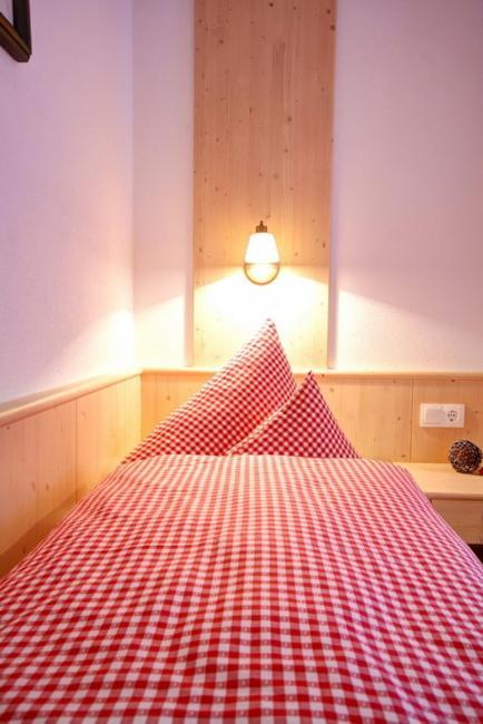 Landhaus Alpenjaeger Hainzenberg Habitación foto
